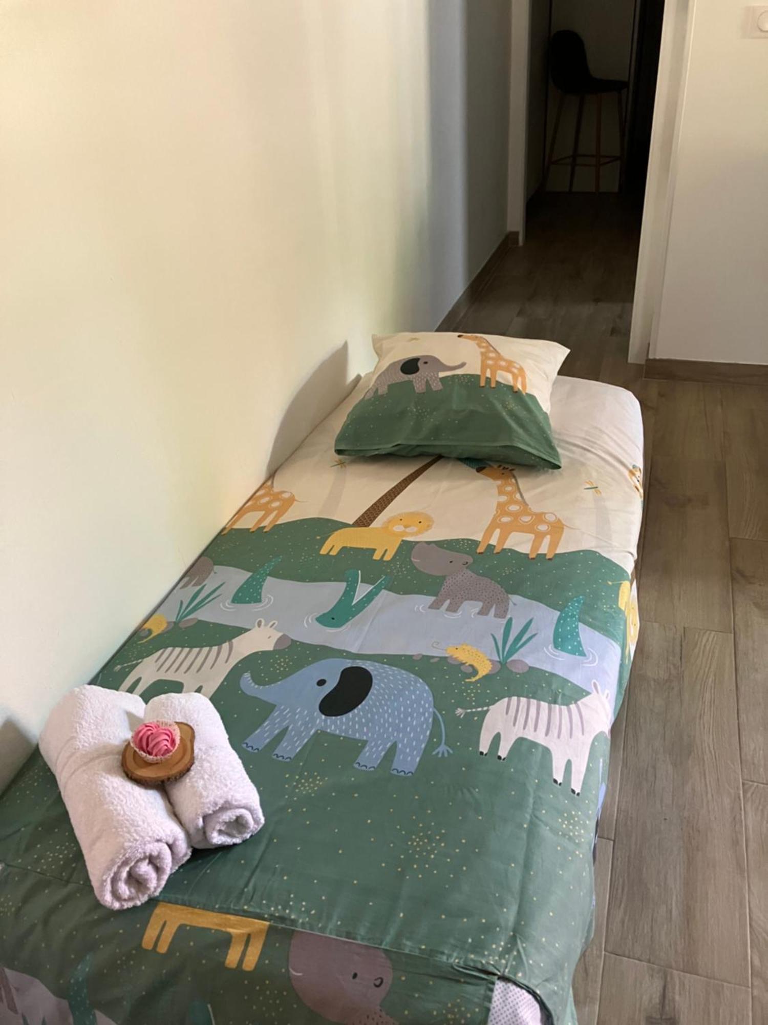 Kazacoco Bungalow A 5 Min A Pieds Du Lagon Ла-Салин-ле-Бен Экстерьер фото